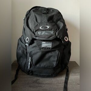 Oakley Vintage Black Men's Backpack